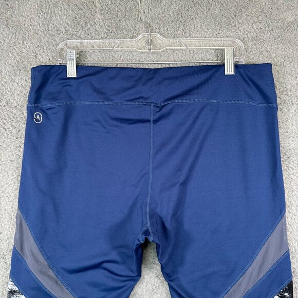 JustFab Active Legging Capri Style Dark Navy XXL Stretchy - Picture 4 of 12